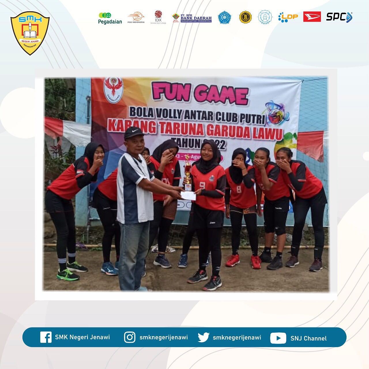 Keren Tim Putri SNJ Volley Ball Club SMKN Jenawi Juarai Fun Game Bola Voli Antar Club Putri Open Karangtaruna Garuda Lawu