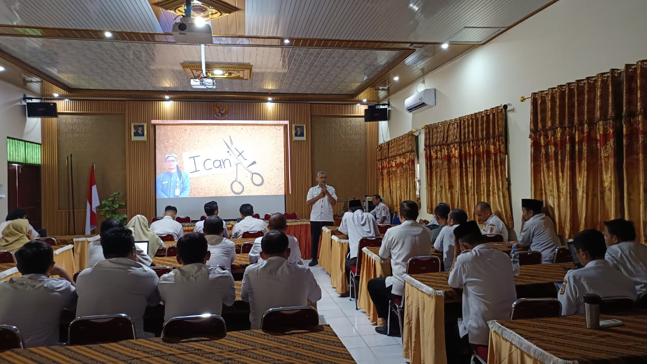 Rapat Dinas Pembagian Tugas: Perkuat Koordinasi untuk Wujudkan Kinerja Sekolah yang Lebih Optimal